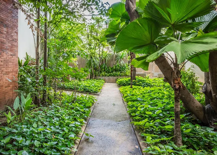 Bamboo Retreat 4*